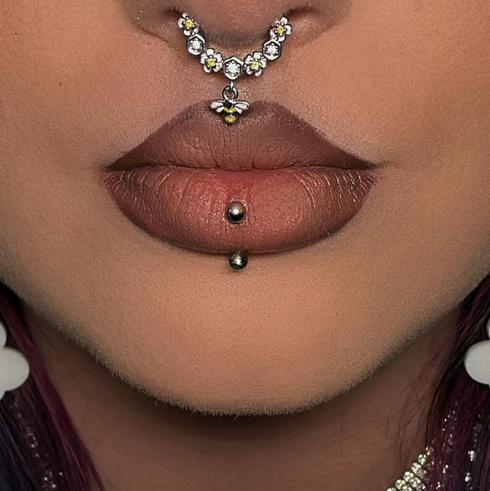 Bee on sale septum piercing