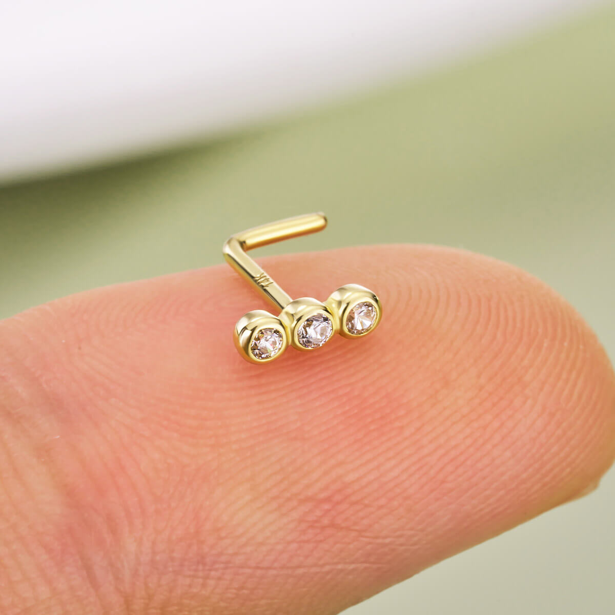 bead 14k gold nose stud