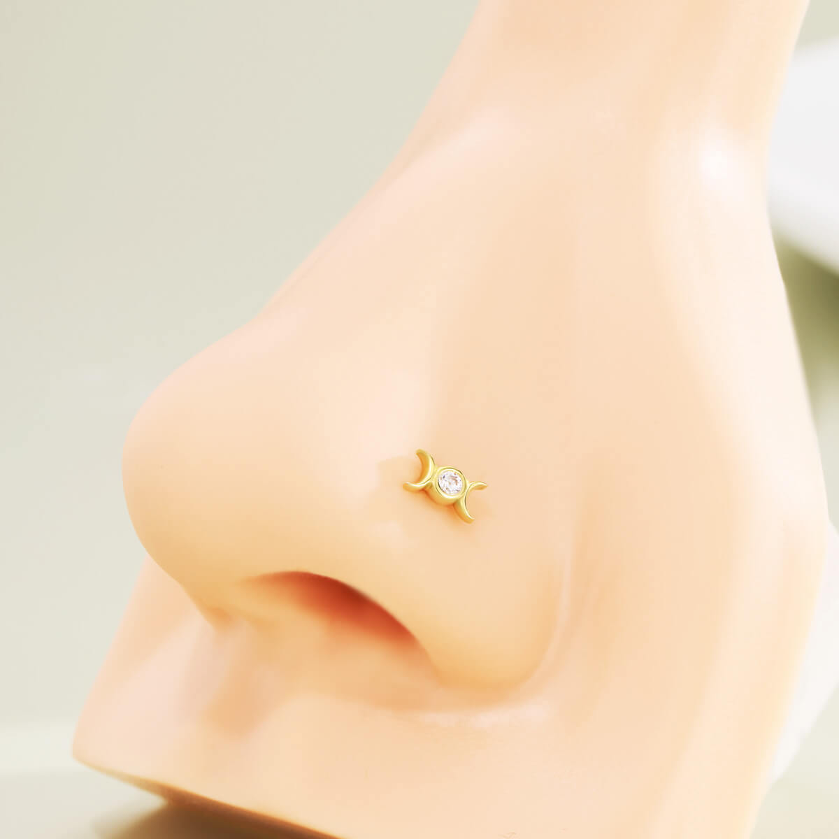 Pure gold hot sale nose stud