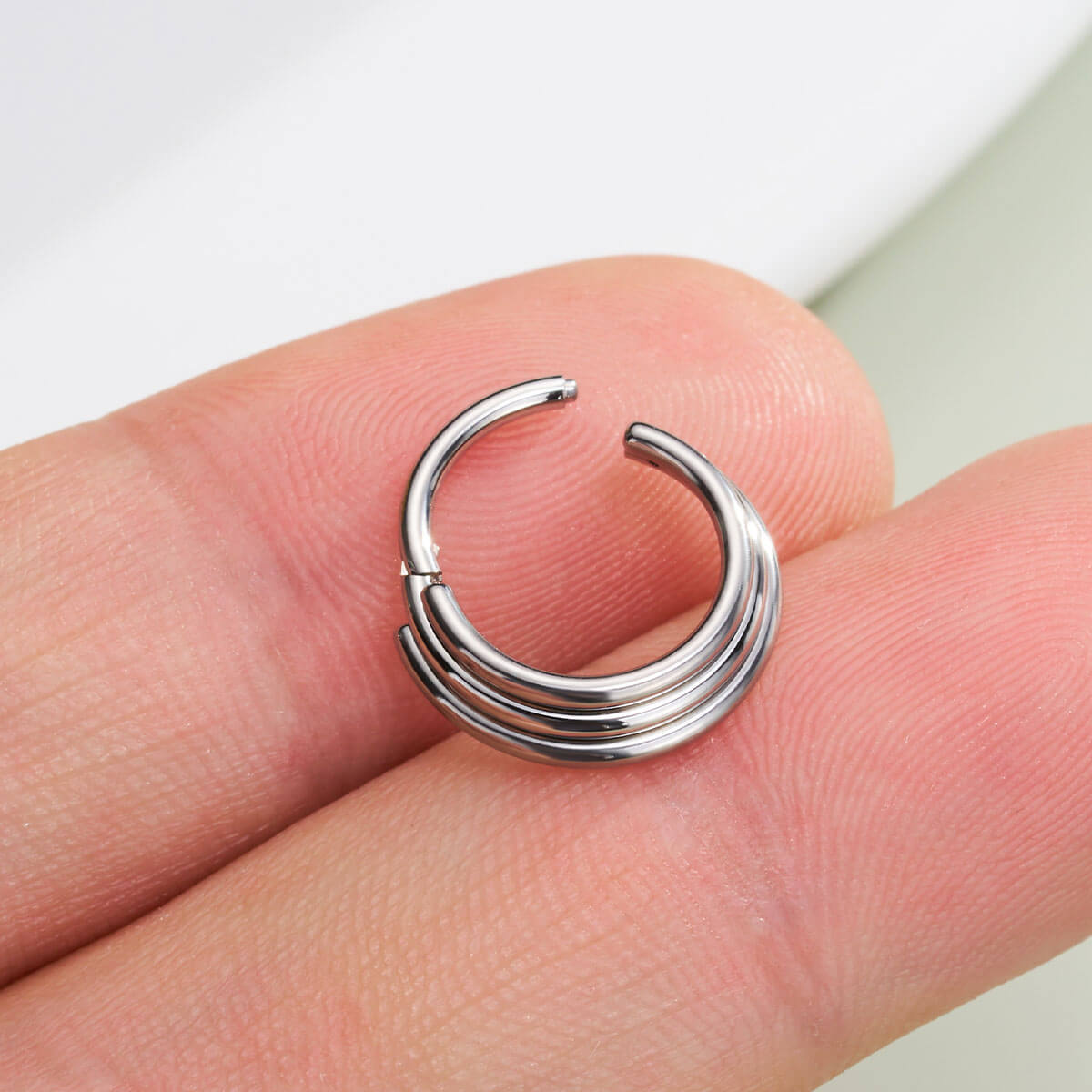 Septum Ring - outlet Hinged - Silver