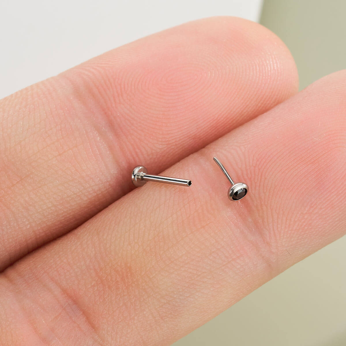 black push pin nose stud