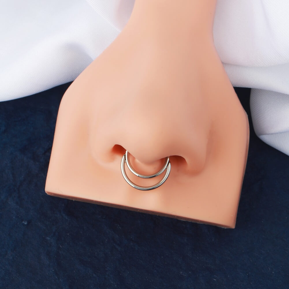 Double septum outlet ring